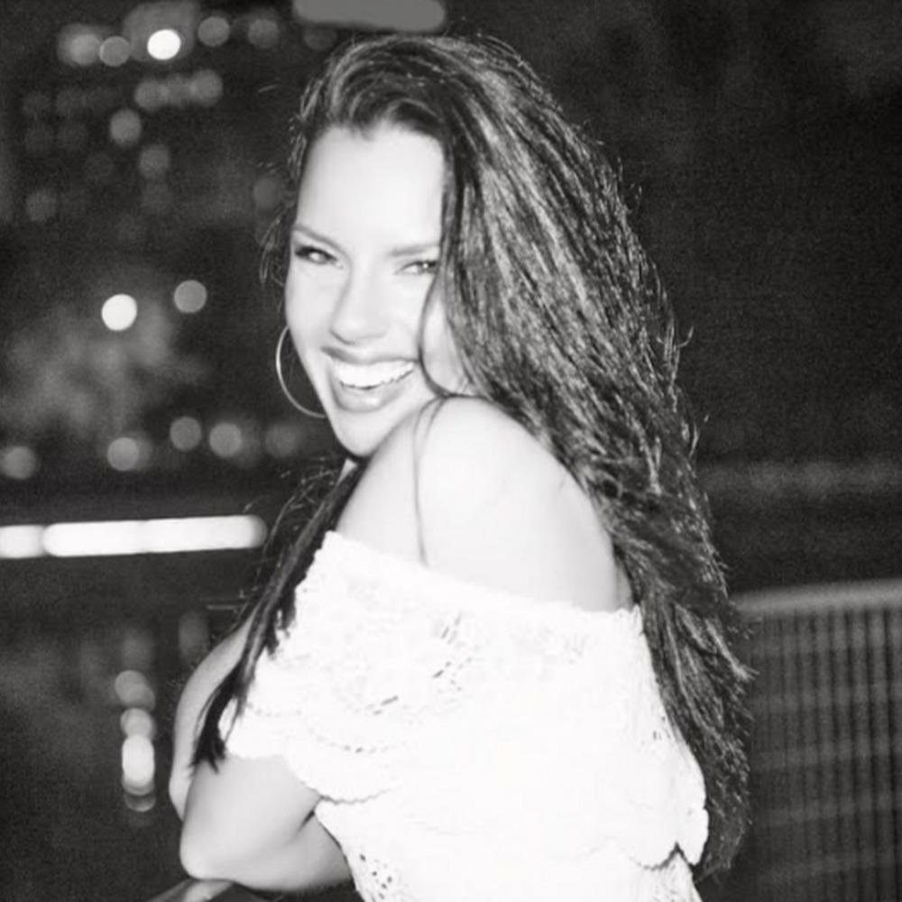 Meet your Posher, Kelly